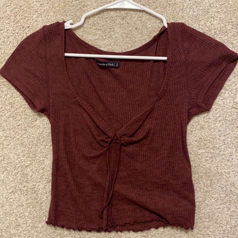 Abercrombie & Fitch tight V neck